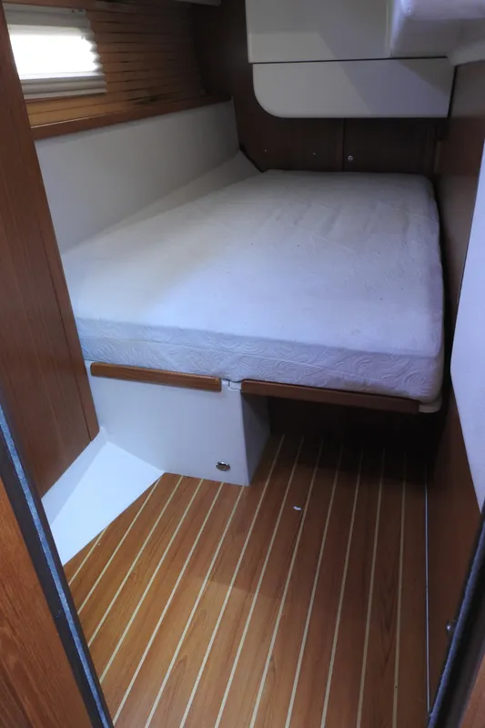 2017 Catalina 425