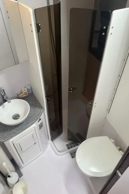 2017 Catalina 425