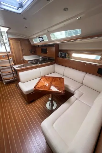 2017 Catalina 425