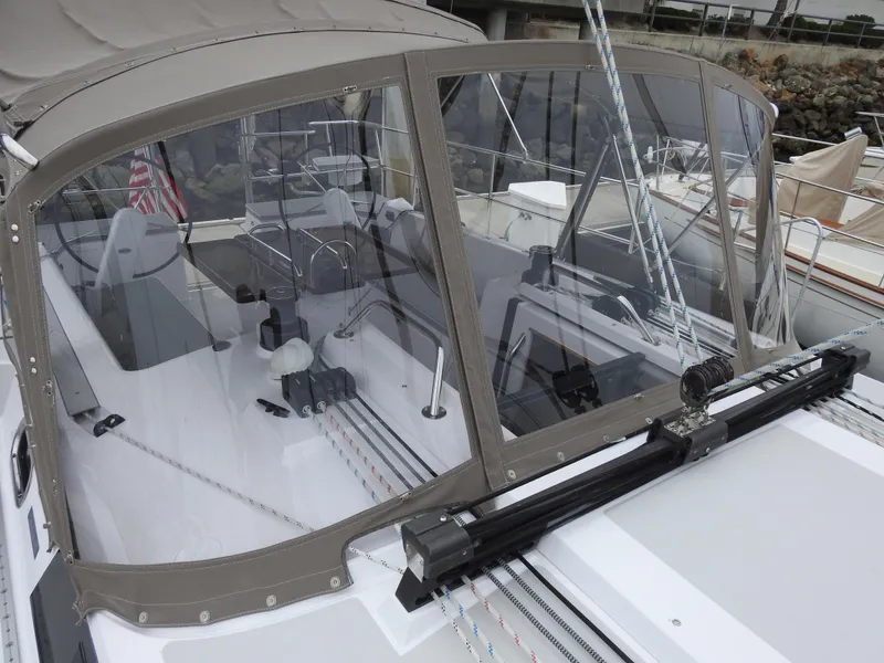 2017 Catalina 425