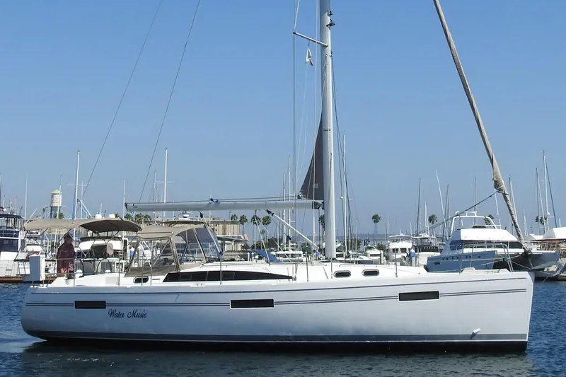 2017 Catalina 425