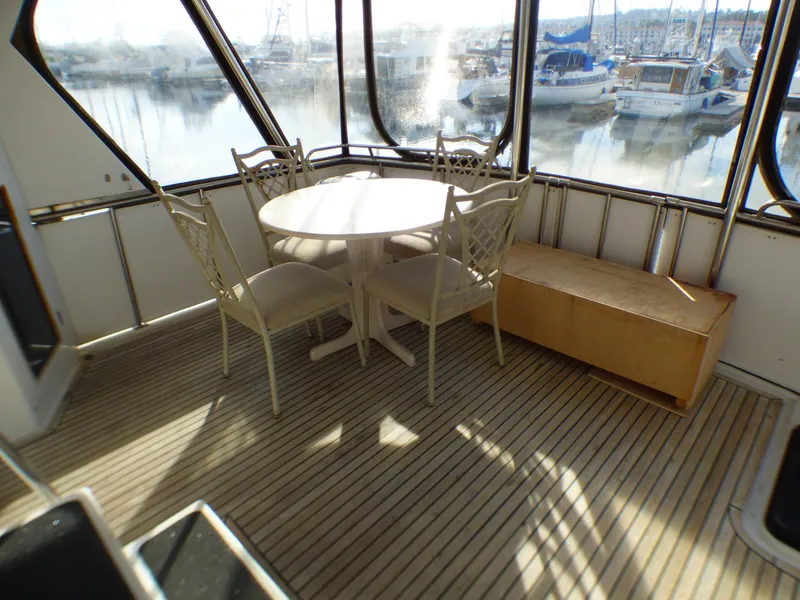 1984 Nova Sundeck Motor Yacht