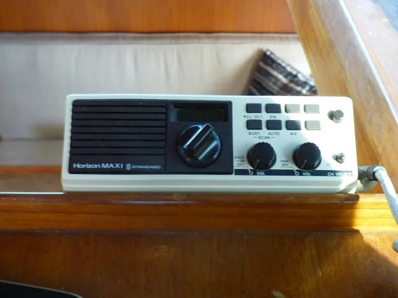 1984 Nova Sundeck Motor Yacht