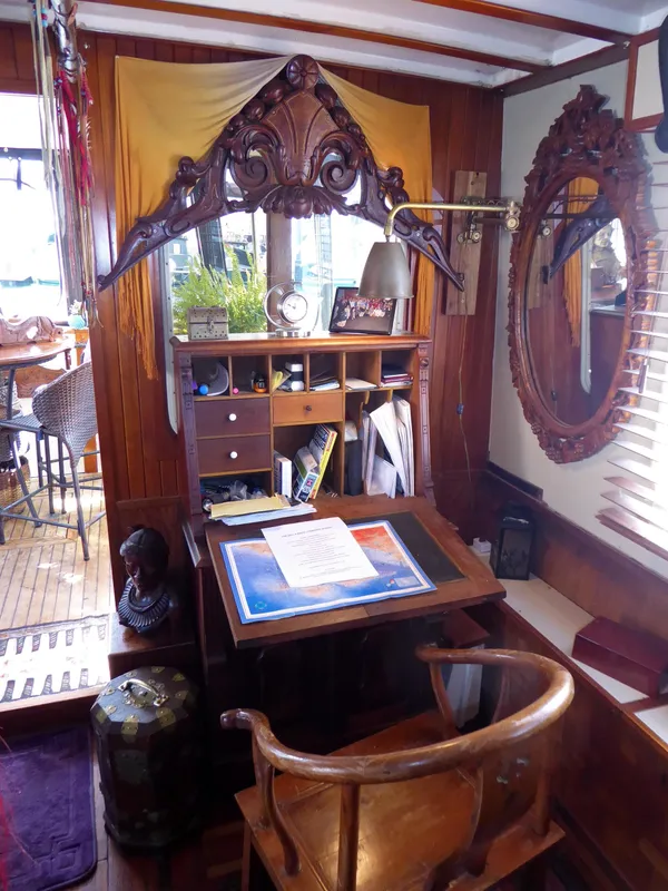 Desk