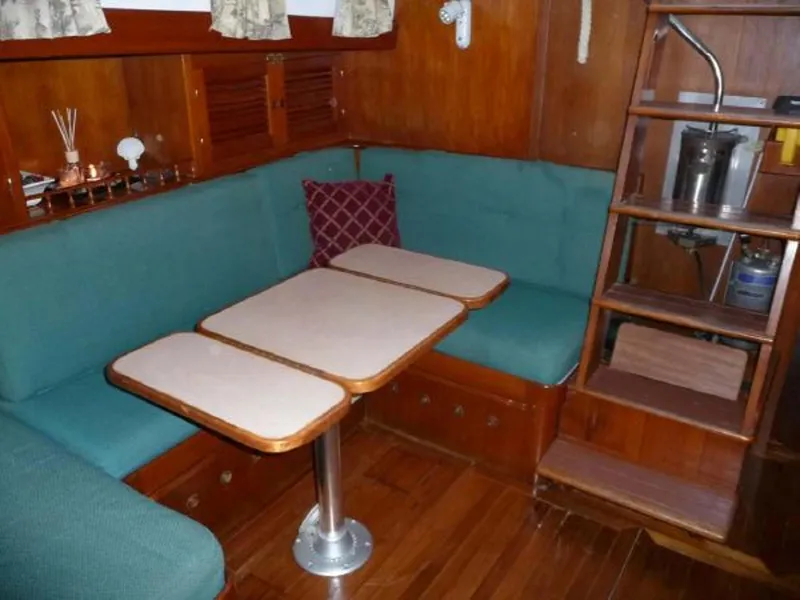 1982 Formosa 43 Performance Cruiser