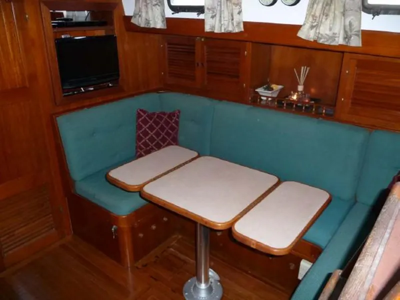 1982 Formosa 43 Performance Cruiser