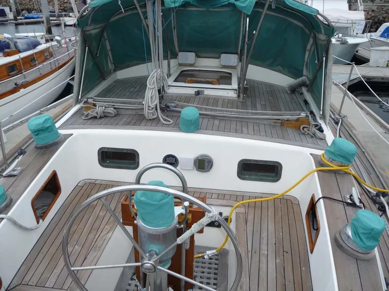 1982 Formosa 43 Performance Cruiser
