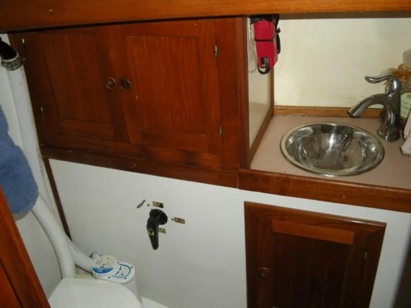 1982 Formosa 43 Performance Cruiser
