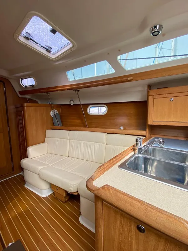 2003 Catalina 350