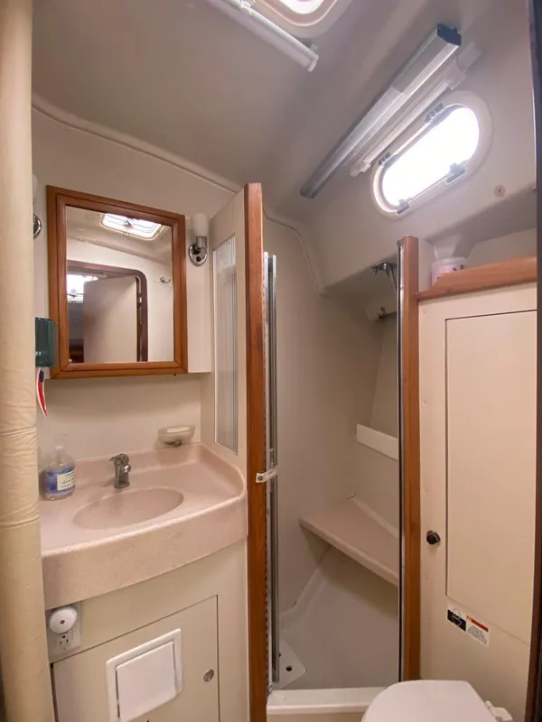 2003 Catalina 350