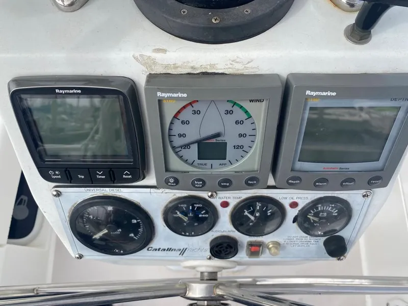 2003 Catalina 350