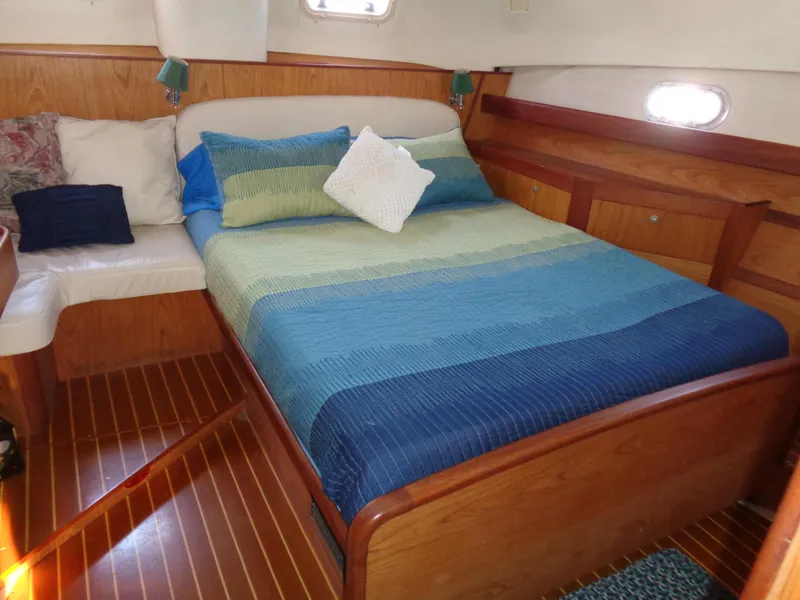 2000 Hunter Passage 450
