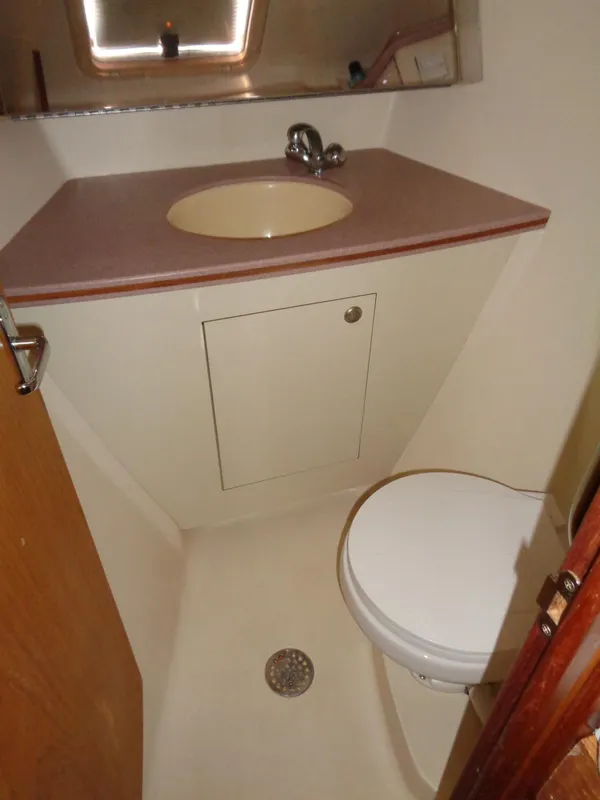 2000 Hunter Passage 450
