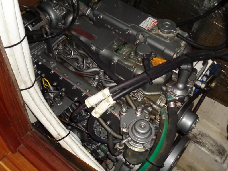 2000 Hunter Passage 450