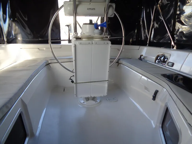 2000 Hunter Passage 450