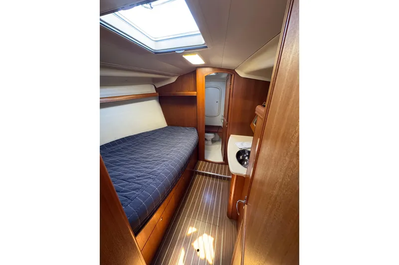Interior of 2004 Hunter 41 Aft Cockpit yacht cabin.