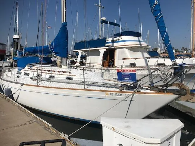 1972 Islander Sloop