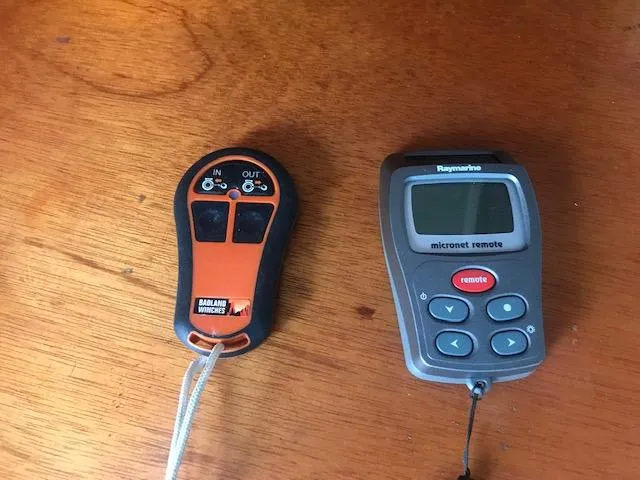 remotes autopilot & windlass