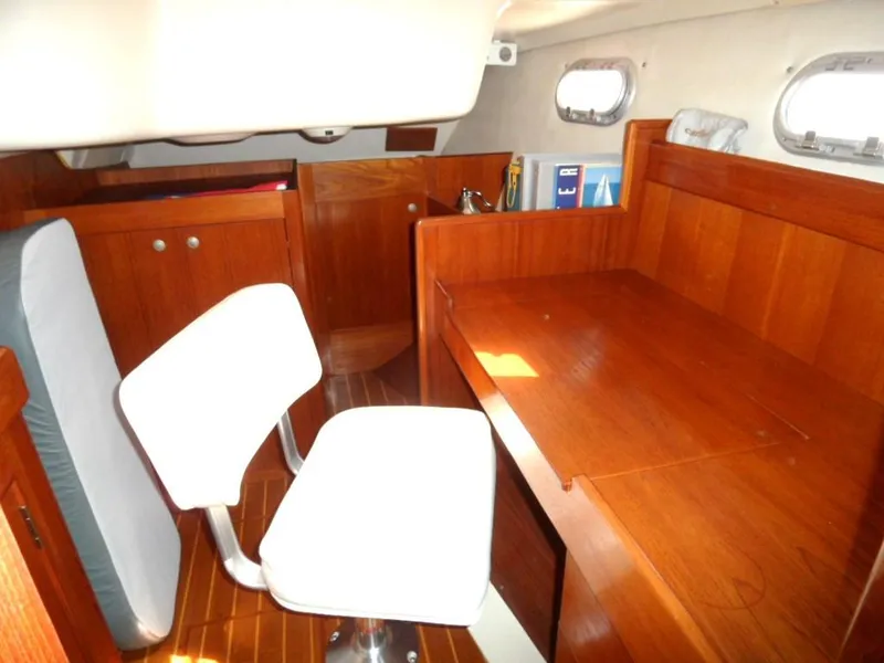 2000 Hunter 460