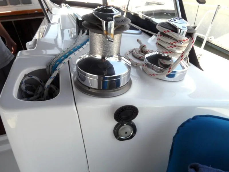 2000 Hunter 460
