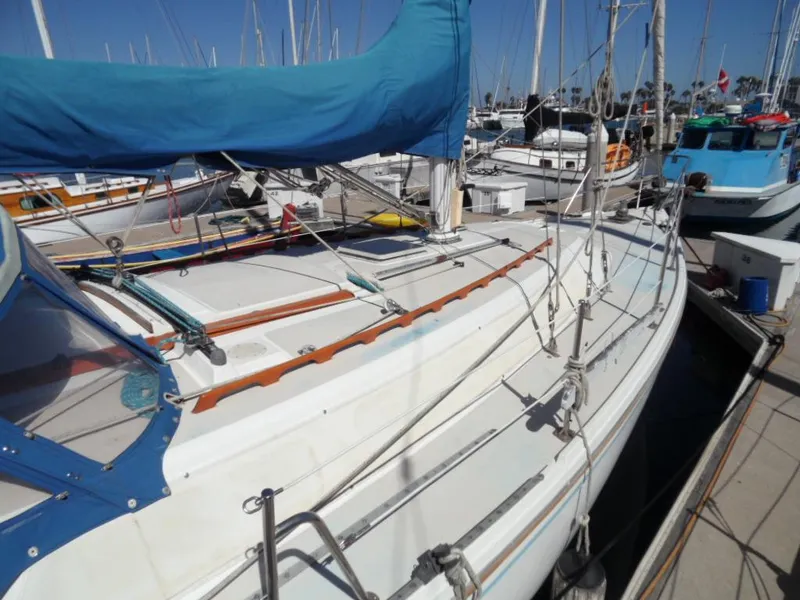1983 Catalina 36