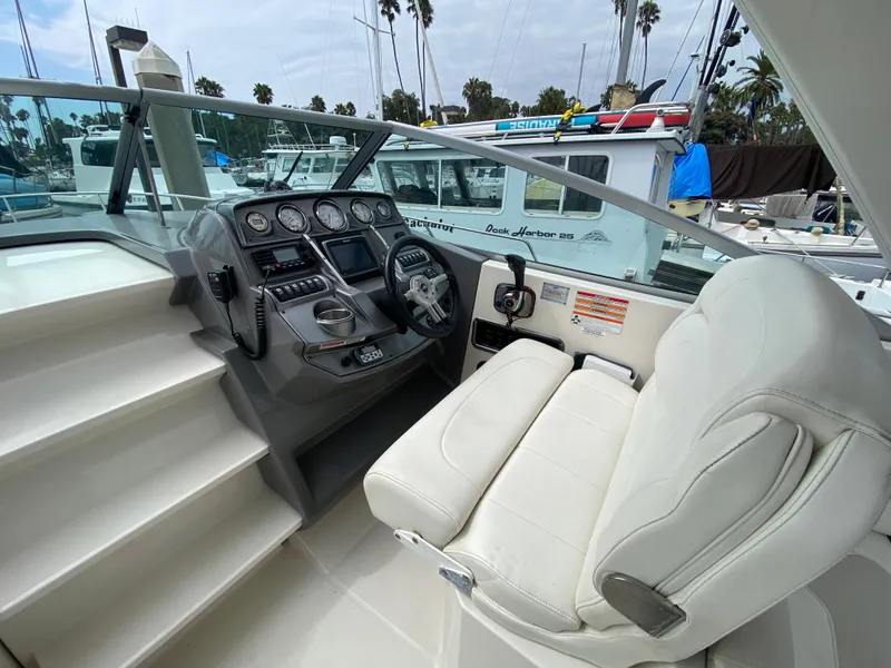2010 Monterey 260 SCR