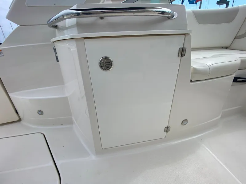 2010 Monterey 260 SCR