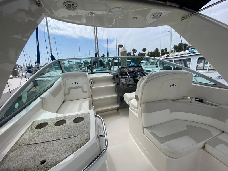 2010 Monterey 260 SCR