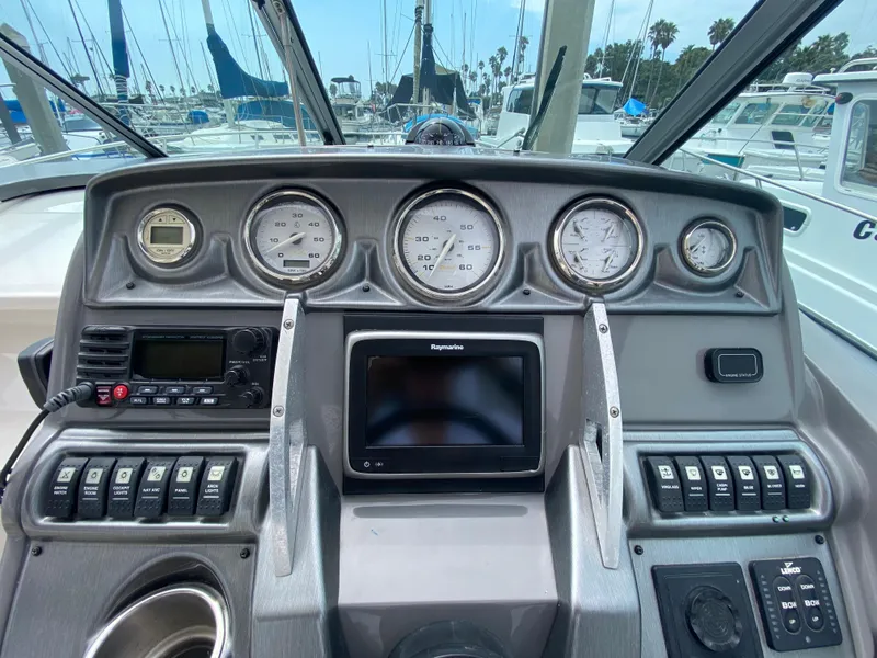 2010 Monterey 260 SCR