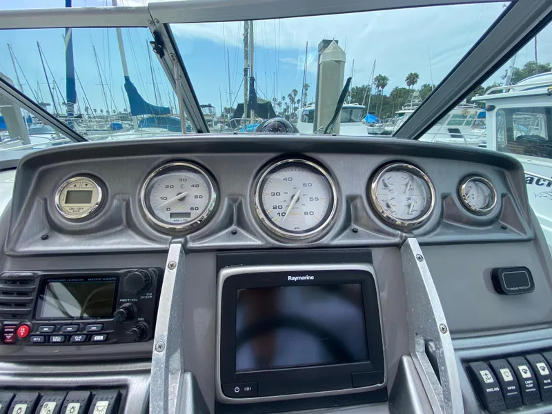 2010 Monterey 260 SCR