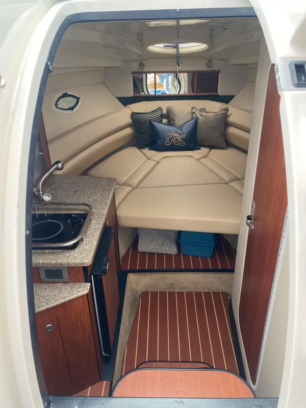 2010 Monterey 260 SCR