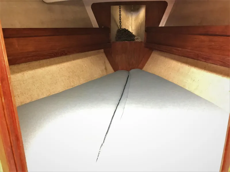 V Berth