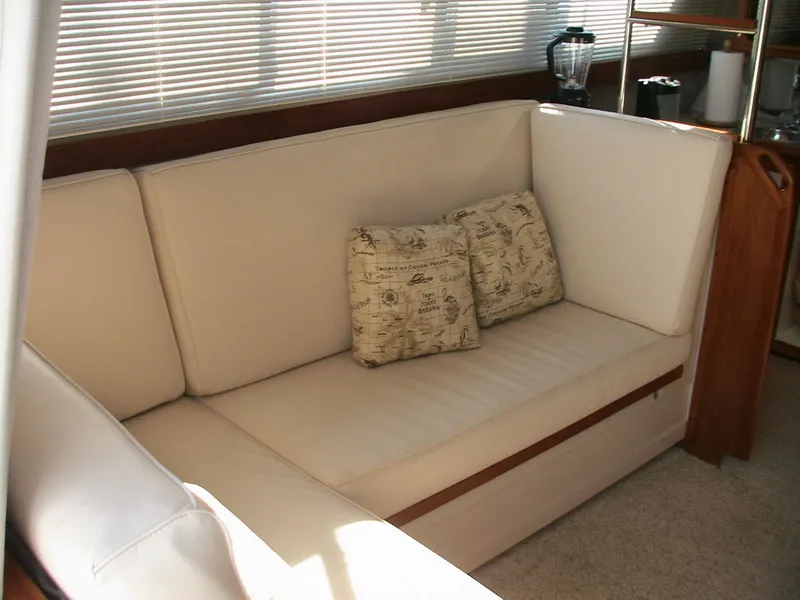 1988 Carver Mariner