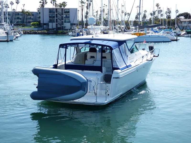 1998 Tiara Yachts 4000 Express