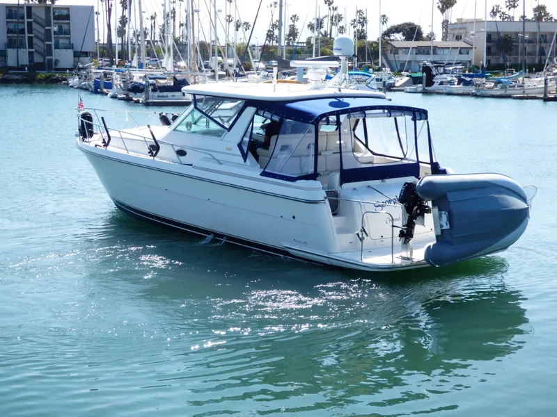1998 Tiara Yachts 4000 Express