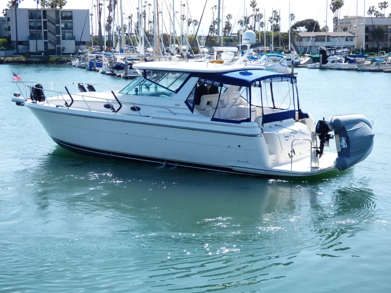 1998 Tiara Yachts 4000 Express