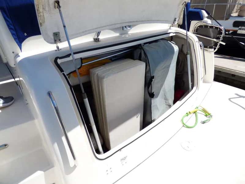 1998 Tiara Yachts 4000 Express