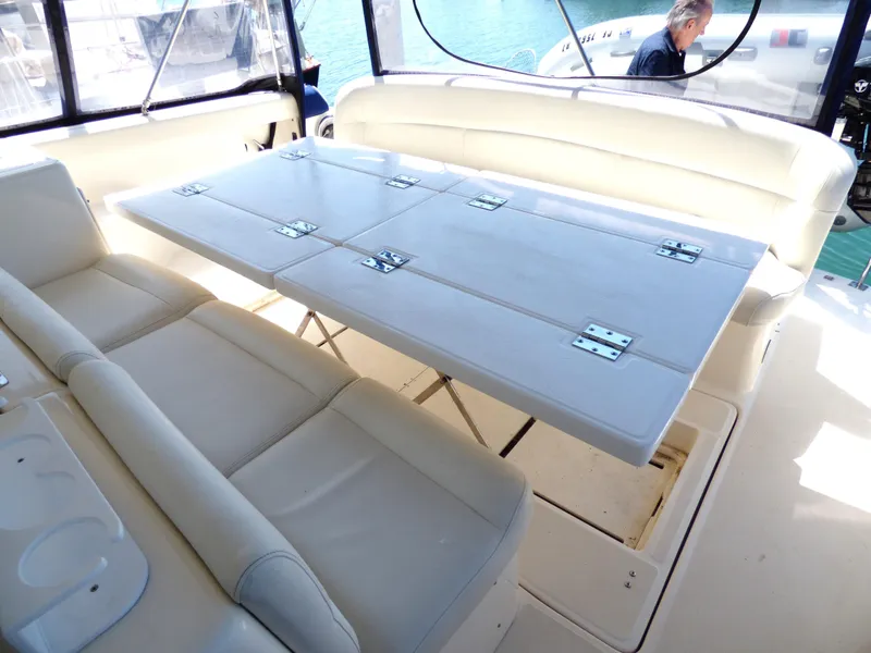 1998 Tiara Yachts 4000 Express