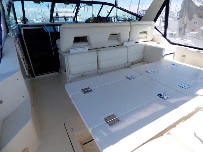 1998 Tiara Yachts 4000 Express