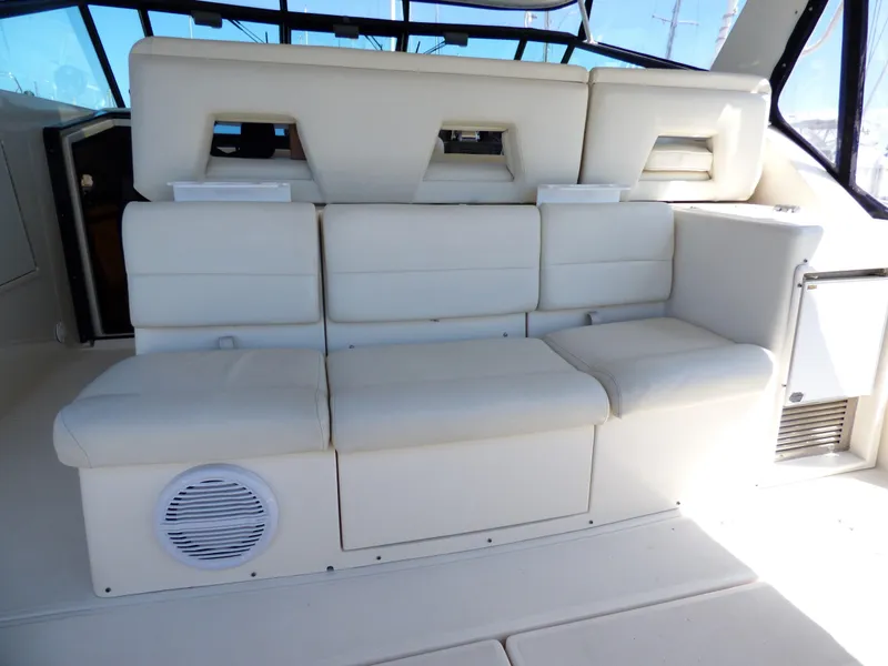 1998 Tiara Yachts 4000 Express