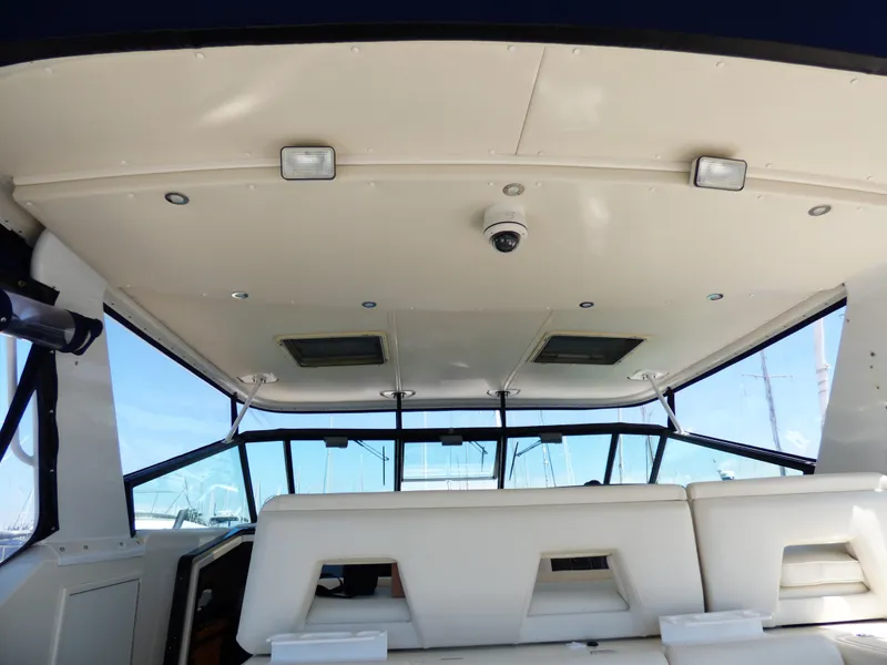 1998 Tiara Yachts 4000 Express