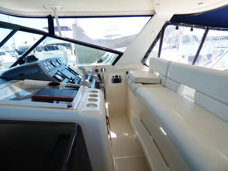 1998 Tiara Yachts 4000 Express