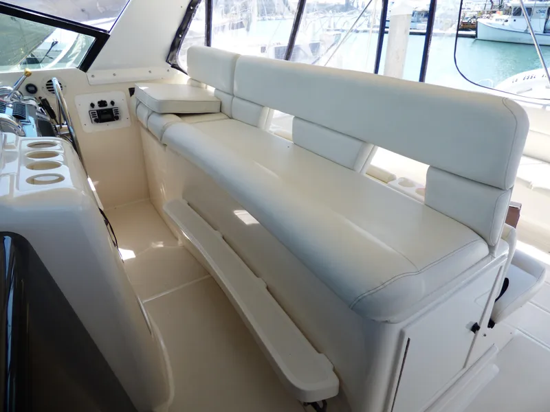 1998 Tiara Yachts 4000 Express