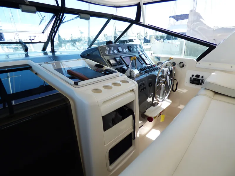 1998 Tiara Yachts 4000 Express