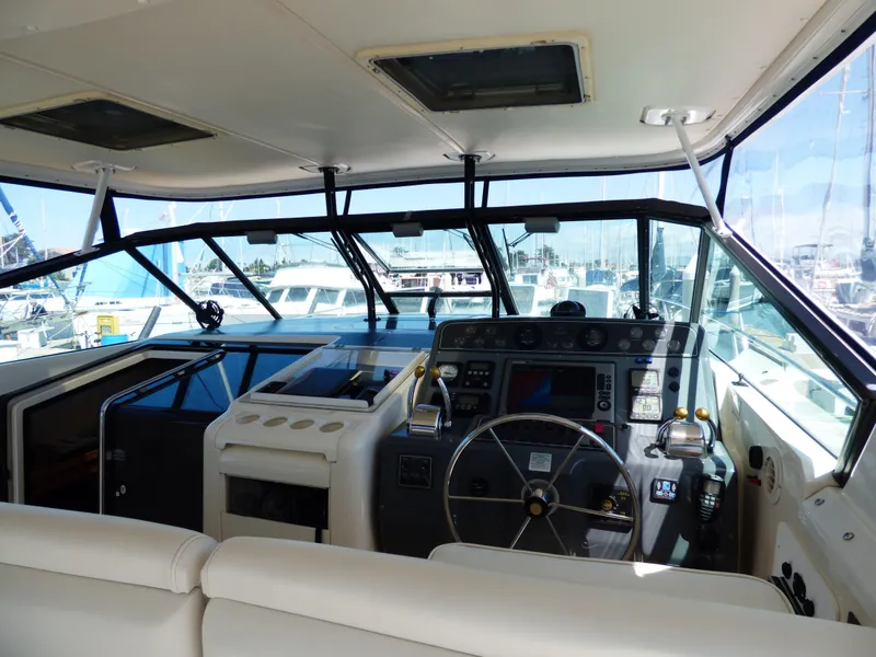 1998 Tiara Yachts 4000 Express