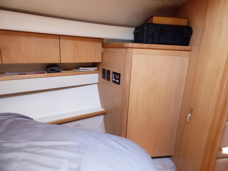 1998 Tiara Yachts 4000 Express