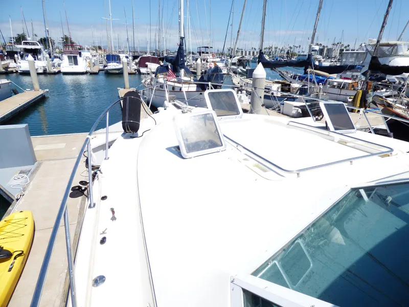1998 Tiara Yachts 4000 Express