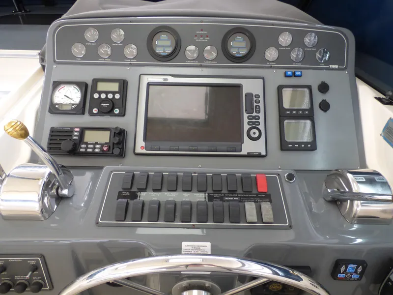 1998 Tiara Yachts 4000 Express