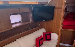 2012 Catalina 355