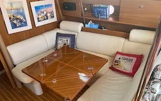 2012 Catalina 355